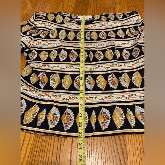 Maggy London Vintage 100% Silk Fan Pattern Skirt and Buttoned Top Set - Picture 9 of 16